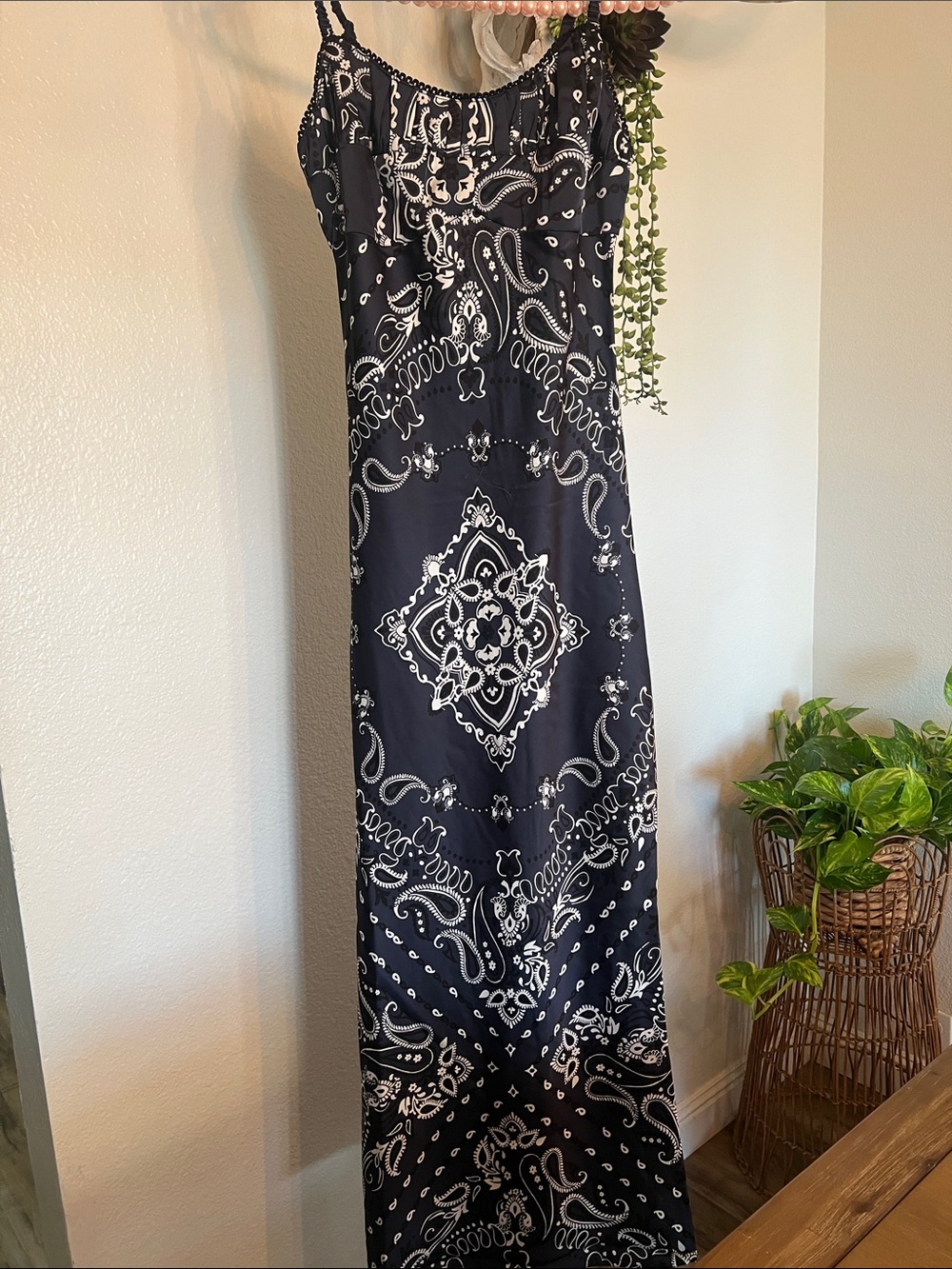 NWT ✧💙 Camila Coelho💙✧ Navy & White Paisley Slip Maxi Dress XS S M